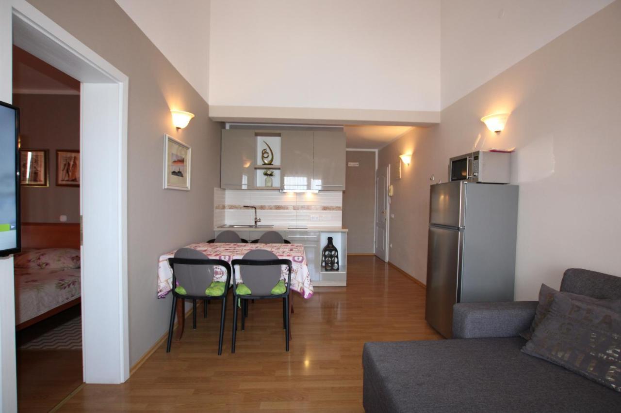 Apartments Markus Porec Exterior photo